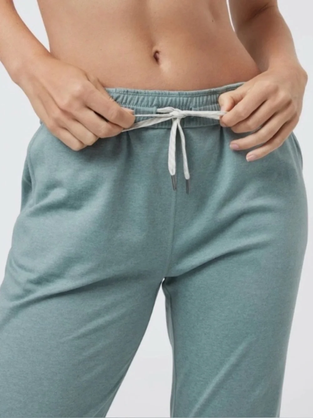 Vuori green joggers - Picture 1 of 5